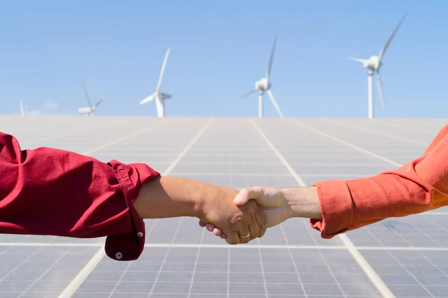 Przedsiębiorczość w sektorze energetyki odnawialnej: Modele rozwoju (2025-06-15)