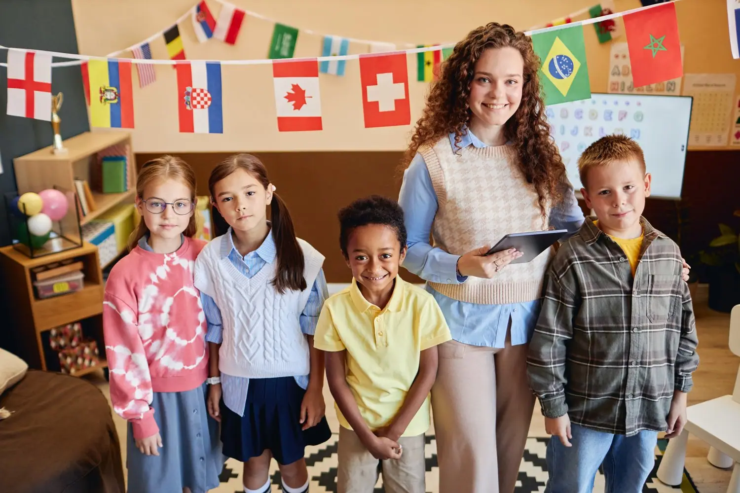 Polityka językowa mniejszości narodowych: Edukacja i zachowanie tożsamości
